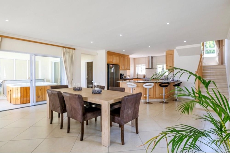 5 Bedroom Property for Sale in Kingswood Golf Estate Western Cape